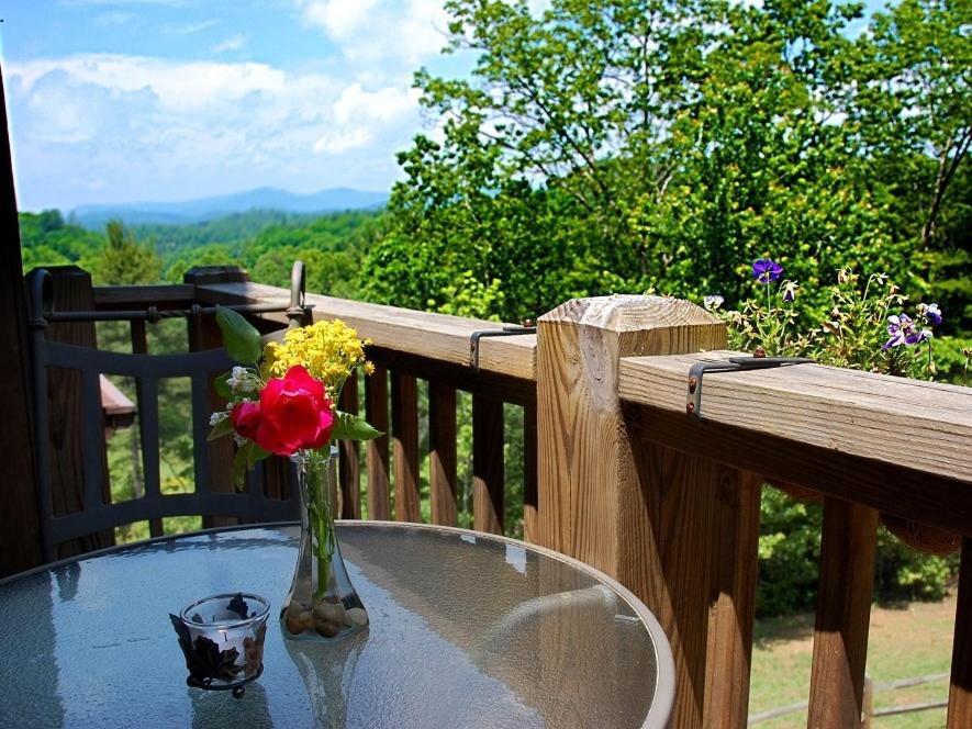 Long Mountain Lodge Bed & Breakfast Dahlonega Cameră foto