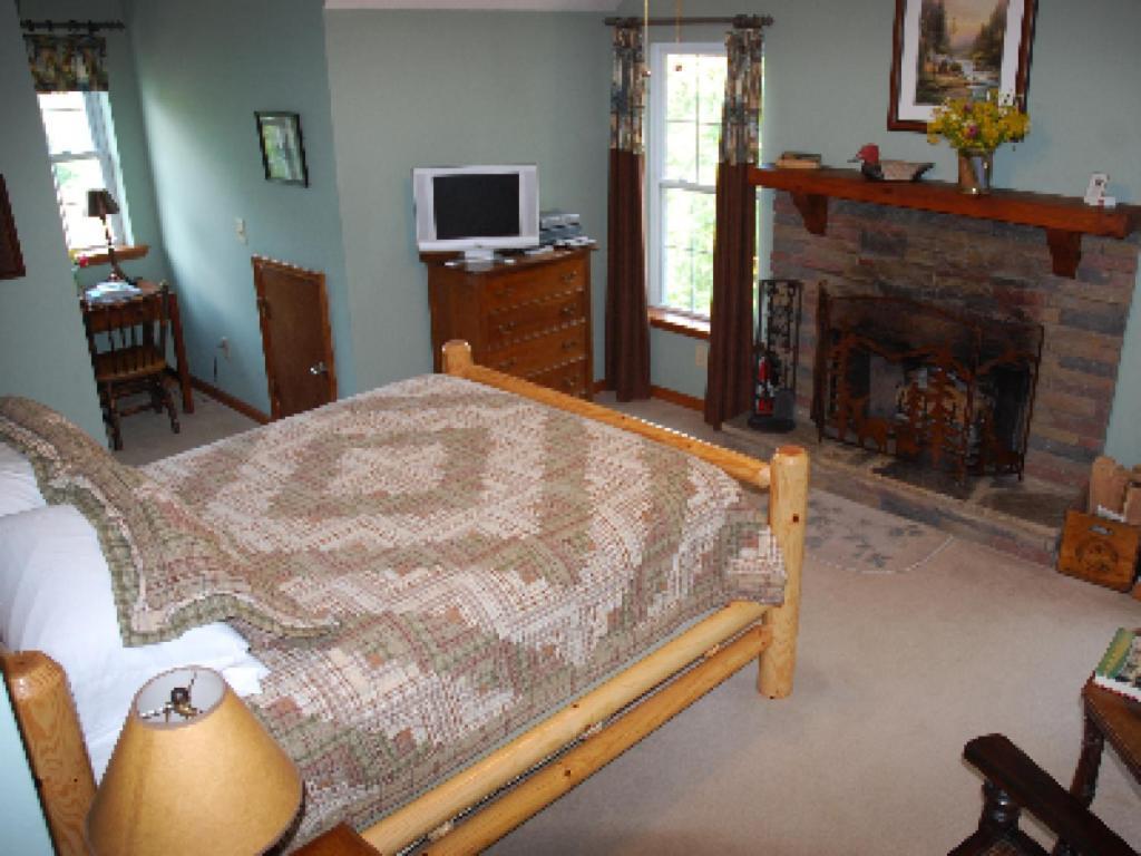 Long Mountain Lodge Bed & Breakfast Dahlonega Cameră foto
