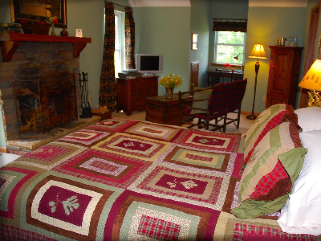 Long Mountain Lodge Bed & Breakfast Dahlonega Cameră foto
