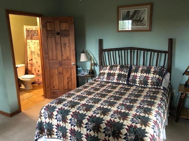 Long Mountain Lodge Bed & Breakfast Dahlonega Cameră foto
